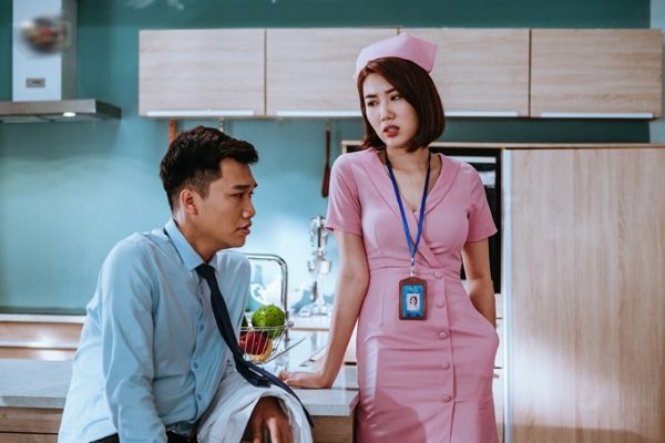 Thuý Ngân đau đầu vì đụng độ MR Cần Trô trong bệnh viện thần ái