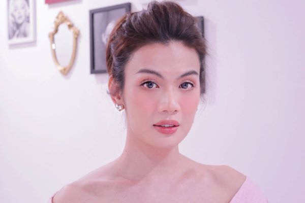 Đào Bá Lộc make up xinh như gái Thái