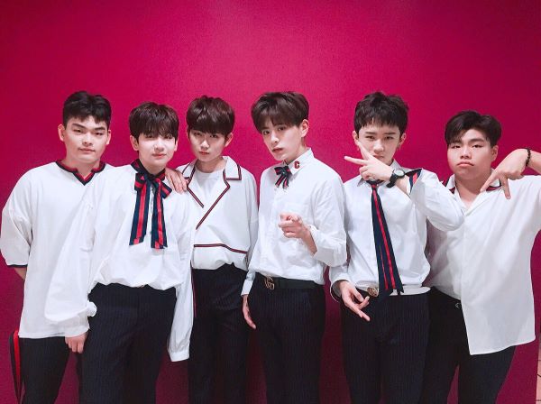 The east light - nhóm nhạc với các thành viên vẫn còn đang ở trong độ tuổi vị thành niên